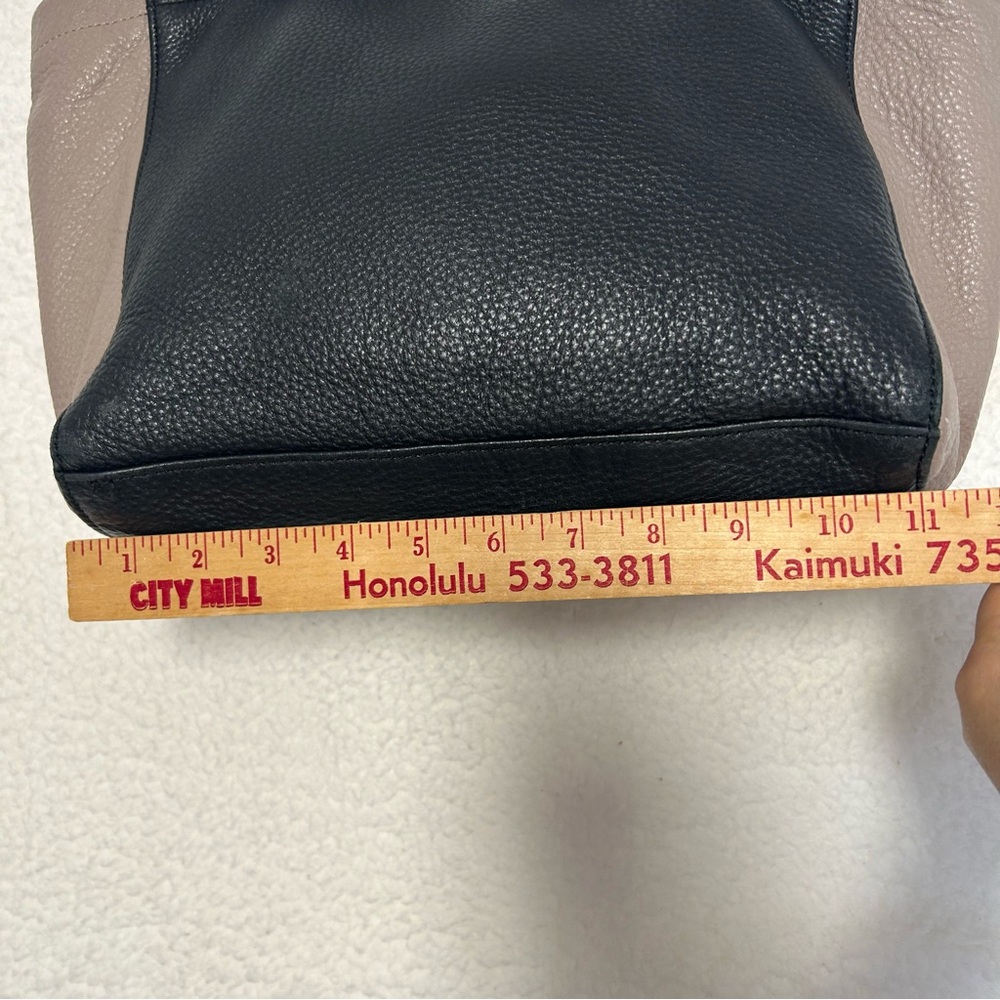 Marc By Marc Jacobs‎ Pebble Leather Tote Bag Purse Brown Black - Picture 4 of 16